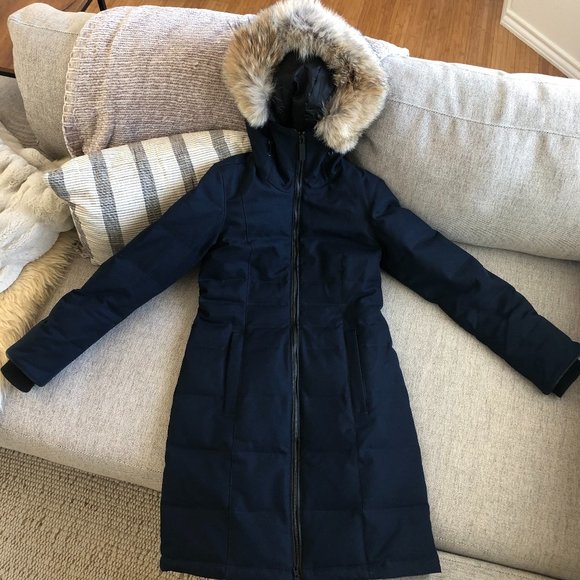 Canada Goose Down Pembina Coat with Coyote Fur Hood XS Admiral Blue Women s Jackets Coats